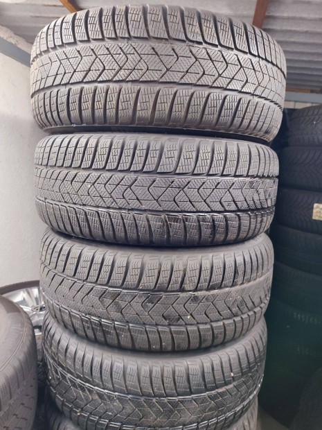 245/45-18 Pirelli gumiabroncs garnitra tli!