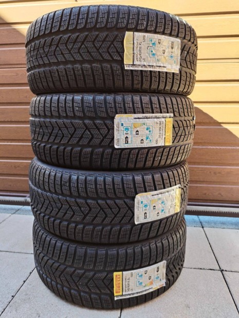 245 45 18 pirelli 245/45 R 18 téli gumi garnitura