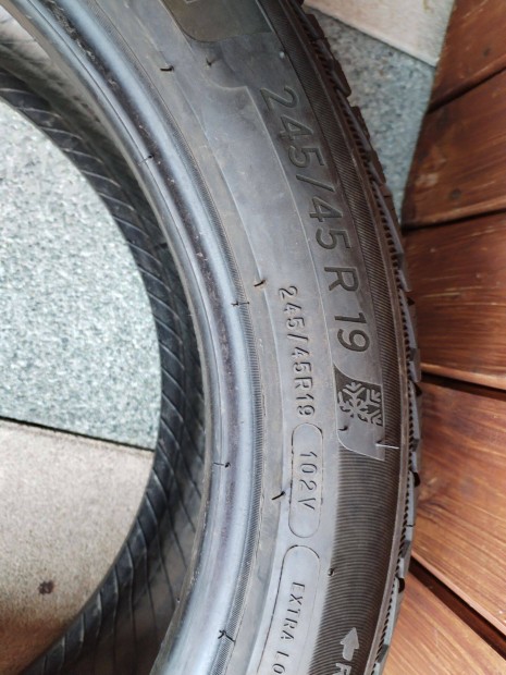 245 45 19 michelin 245/45 R 19 tli gumi garnitura