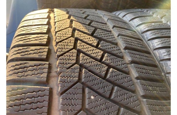 245/45 R18 Continental tligumi garnitra defekttr