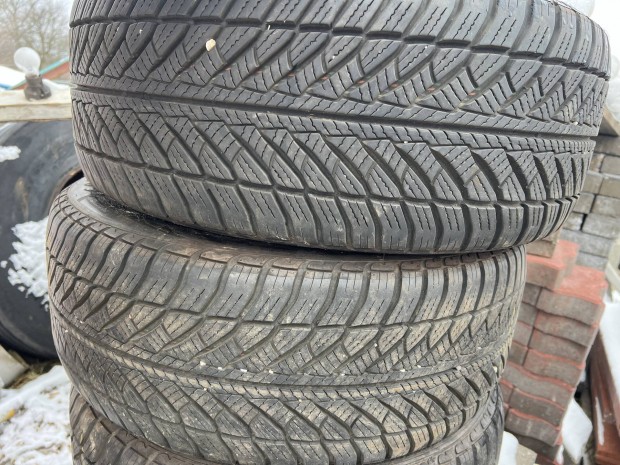 245/45 R18 tli gumi 