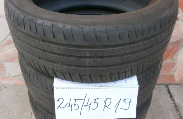 245/45 R19 Michelin ny�rigumi 4 db