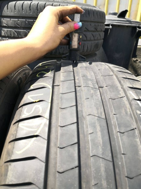 245/45 R20 Pirelli nyri gumi 75000ft a 4db/151/