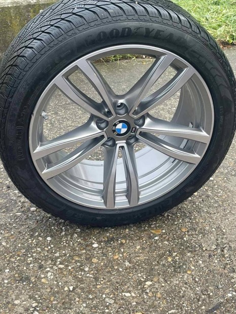 245/45 R 19 BMW M  kerekek felnivel elad!