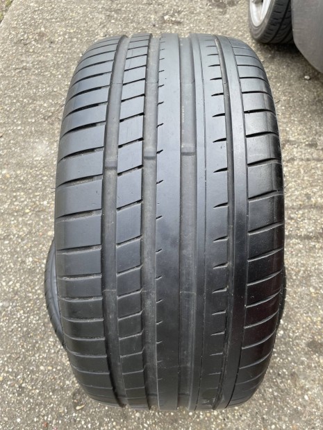 245/45 r17 Infinity ny�ri gumik