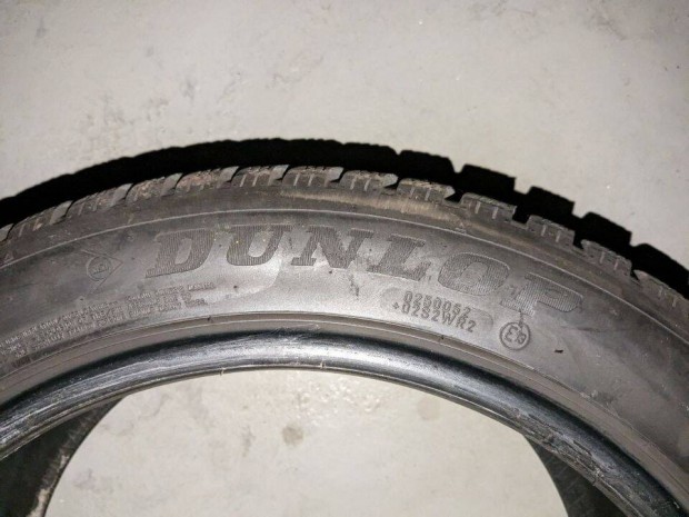 245/45 r18 Dunlop tligumi