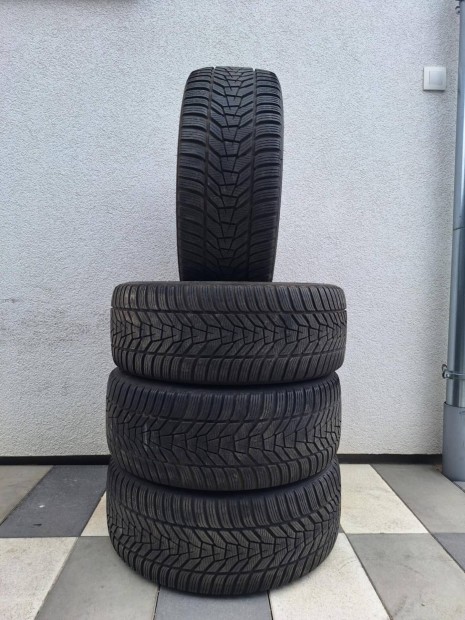 245/45 r18 Hankook t�ligumi DOT2221
