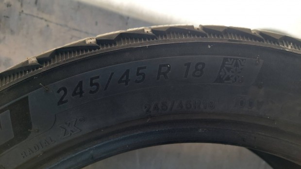 245/45 r18 Michelin pilot alpin5 2019