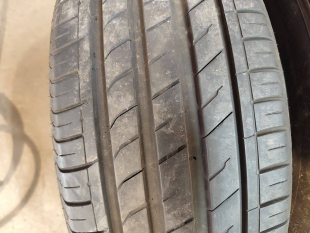 245/45 r19 nexen nyári gumi