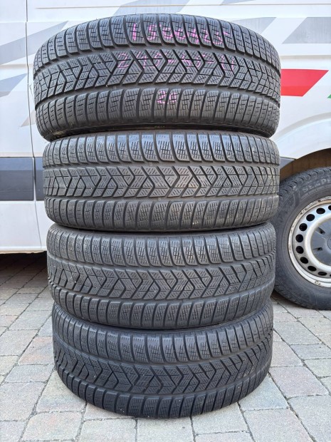 245/45 r21  245/45r21  Pirelli tli gumi