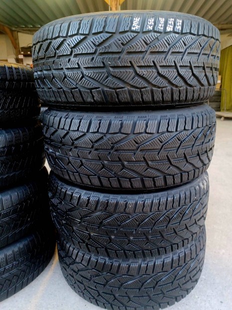 245/45r18 245/45 r18 tli 4db 