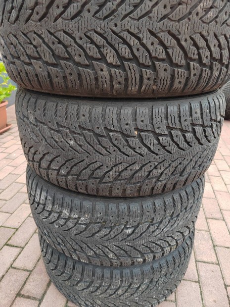 245/45r18 Nokian Hakkapeliitta tli gumi 2021