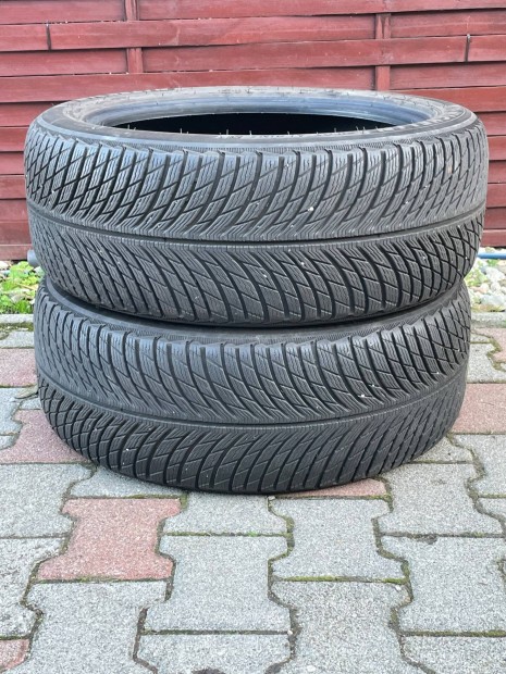 245/45r19 Michelin alpin 5