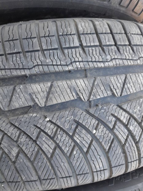 245/50 R18 Michelin tligumi 