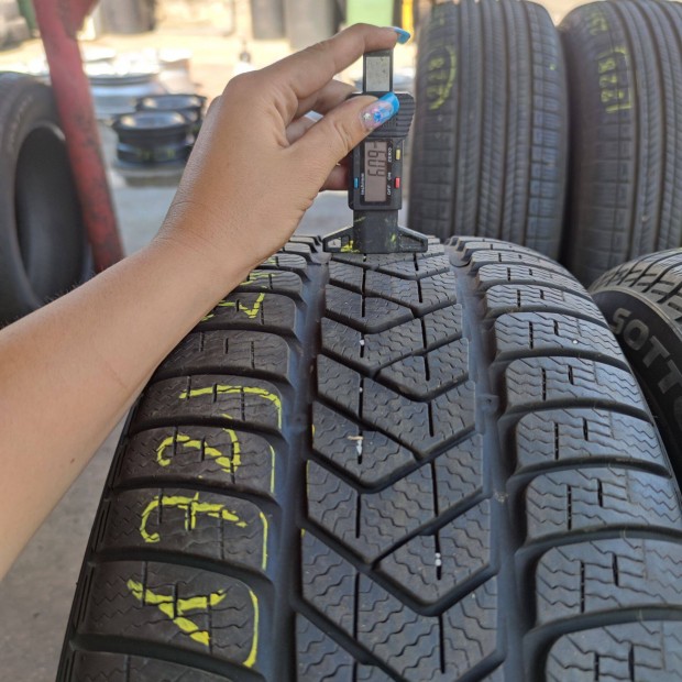 245/50 R18 Pirelli Defekttűrő téli gumi 89000ft a 4db/172/