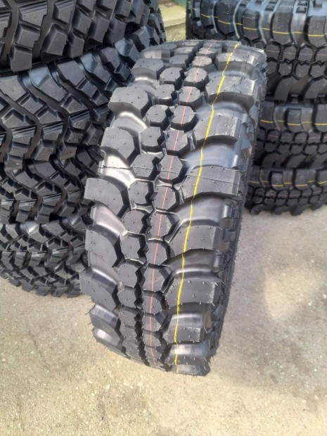 245/70R16 Simex mints terepgumi