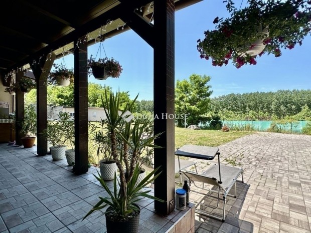 248 nm-es h�z elad� P�cs