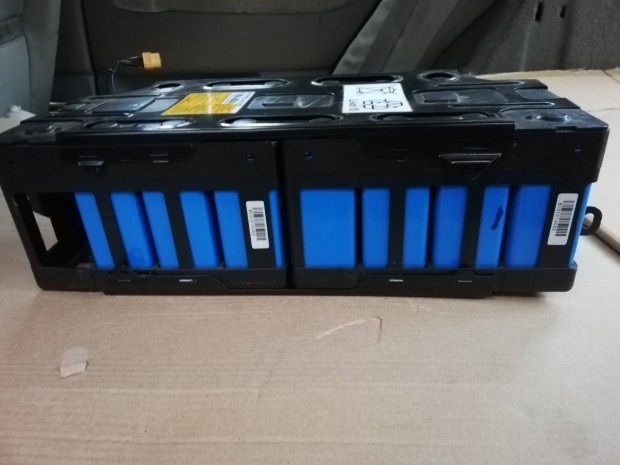 24V 25Ah lítium akkumulátor