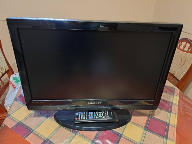 24"Tv,s monitor.