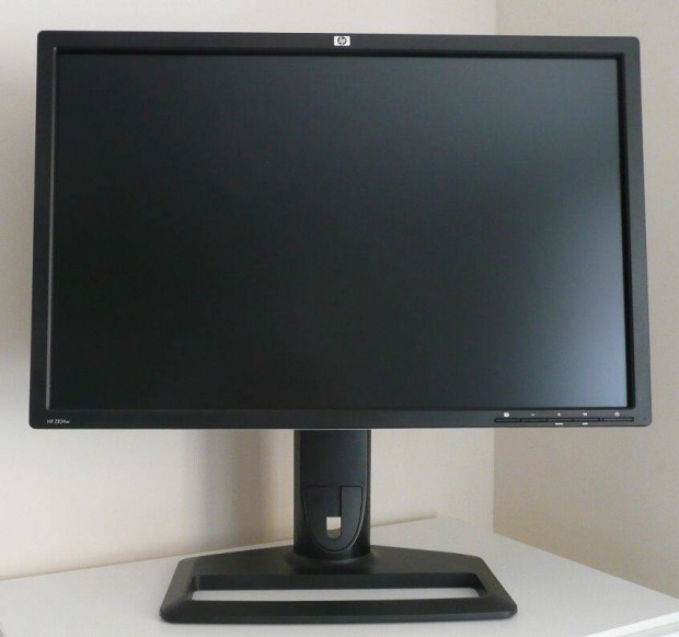 24" HP ZR24W - kalibrlt VA grafikus monitor