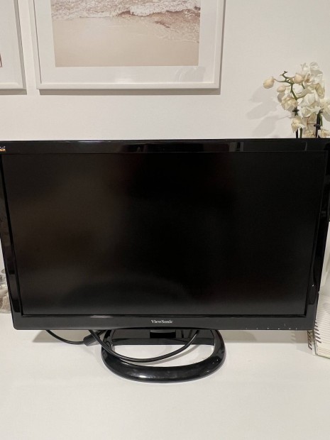 24" Viewsonic monitor VGA - HDMI talaktval