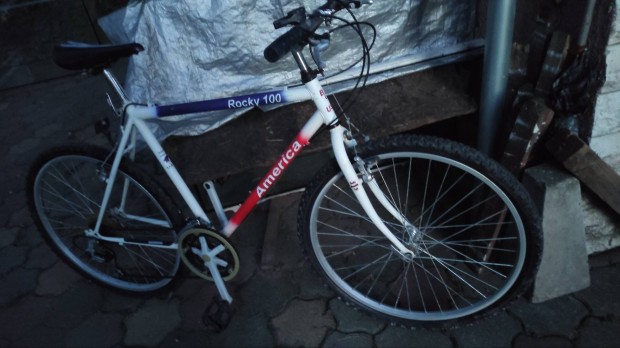 24 es felntt vagy gyermek kerkpr bicikli mountain  bike