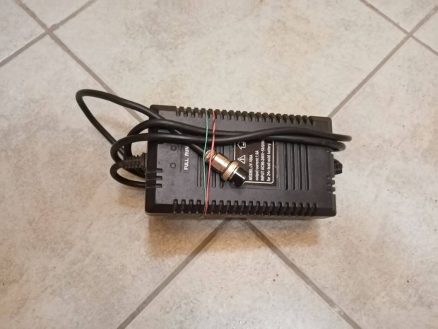 24 volt 1,6 A tlt elektromos kerkprhoz