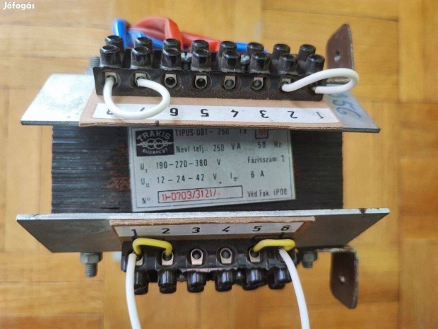 250 VA lemezelt transzform�tor 190V 220V 380V pri 6V 12V 24V 48V szek