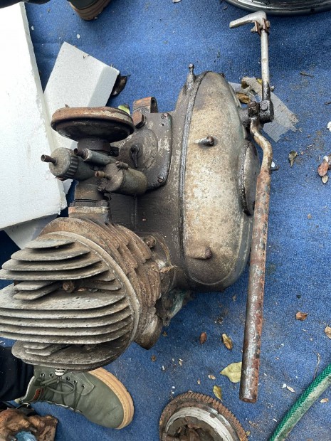 250 t5 Pann�nia blokk