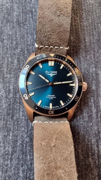 250e Ft-os Német Bronz-Automata-Zafír üveges 41mm óra / Teljesen új