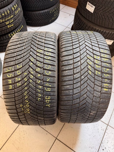 255/35R19 255 35 19 255/35x19 Bridgestone 4 évszakos gumi eladó