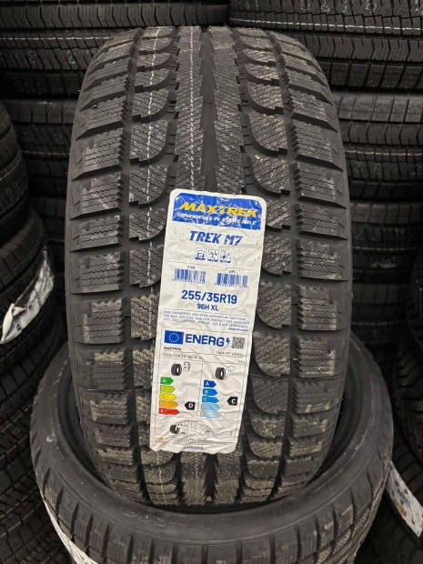 255/35R19 255/35 R19 Maxtrek tli gumi R/db Dot24