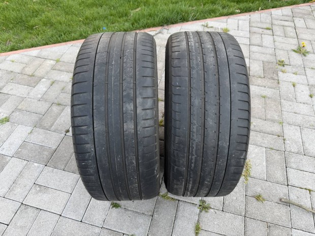 255/35 R19 Pirelli Ny�ri gumi 