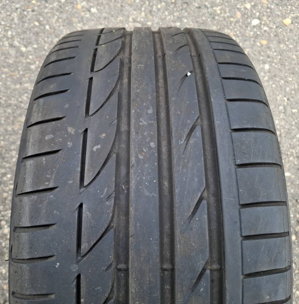 255/35 r19 Bridgestone Potenza s001 RSC. 1db.