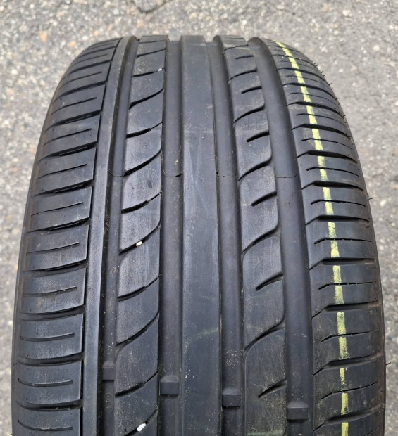 255/35 r20 Goodride Sport sa-37. 1db.