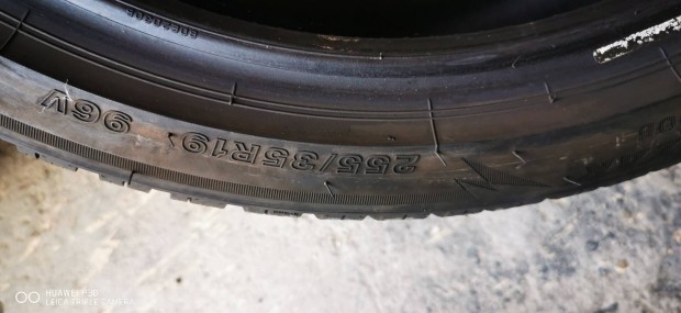 255/35r19 Bridgestone