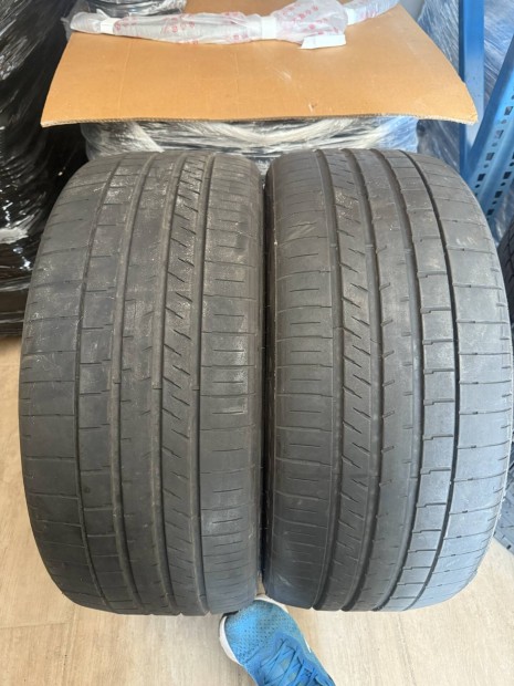 255/35r22 Goodyear Nyari gumi 