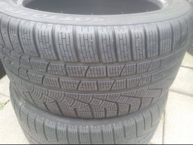 255/40R18 Pirelli Sottozero jszer 7,5 mm tli gumi