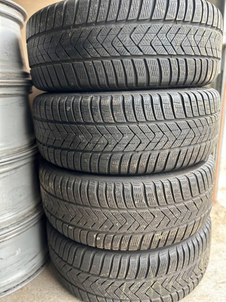 255/40R20 Pirelli tli 4db, 255/40 R20