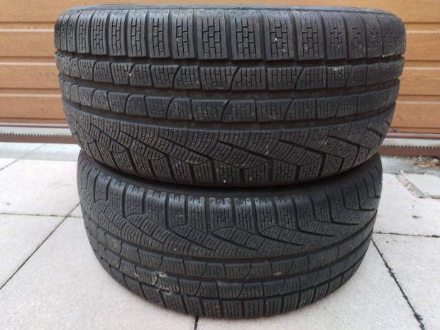 255 40 20 pirelli téli gumi 2 db