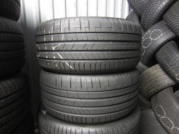 255/40 R18 Pirelli Pzero 99Y