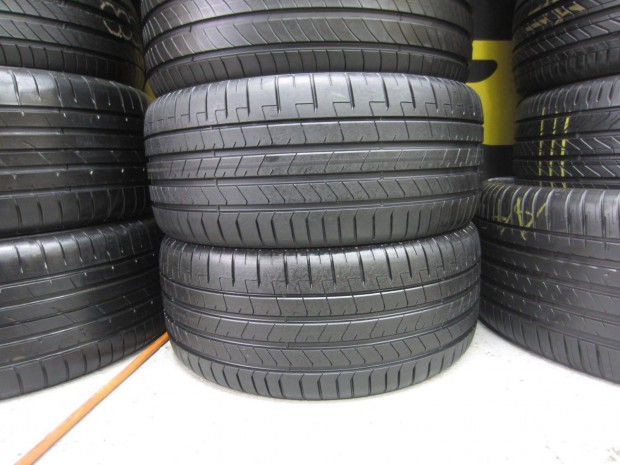255/40 R18 Pirelli Pzero 99Y
