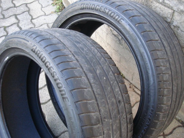 255/40 R20 Bridgestone Turanza T00 5 DOT 0824 Újszerű állapot 6mm