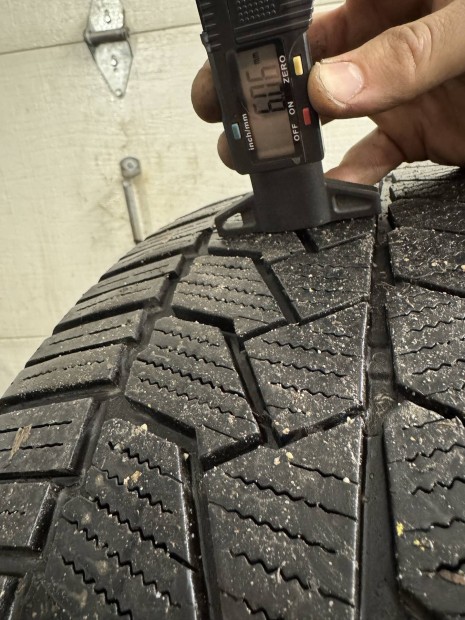 255/40 R20 Continental hasznlt tli gumi. 