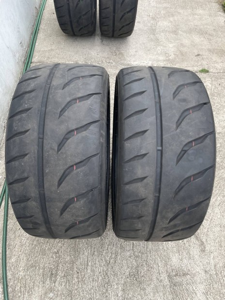 255/40 r17 toyo r888 Porsche BMW Mercedes