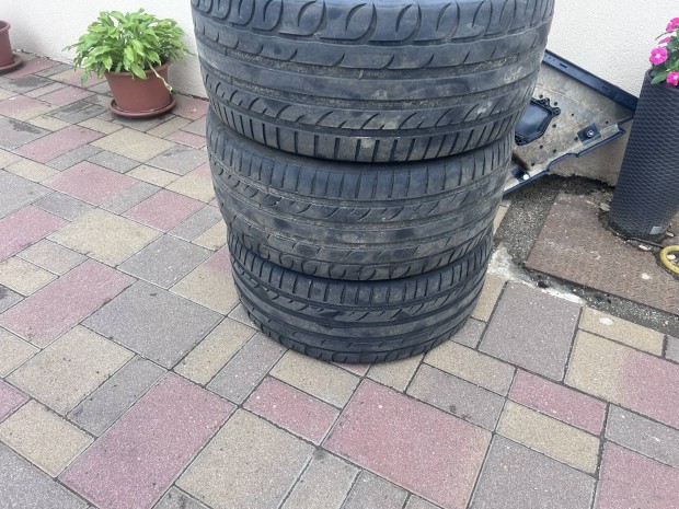 255/40 r19 Kormoran