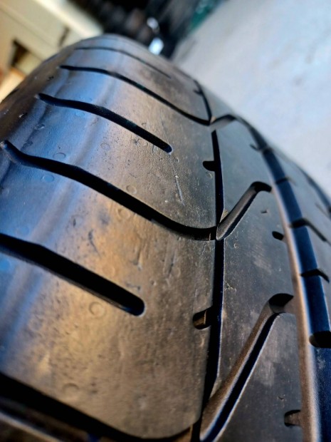 255/40r19 255/40 r19 nyri 4db 