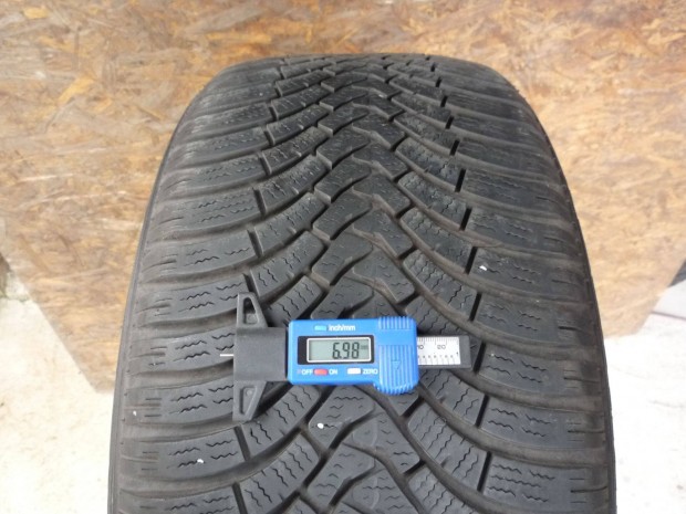 255/45R18 Falken tli garnitra szinte jszer llapotban elad!