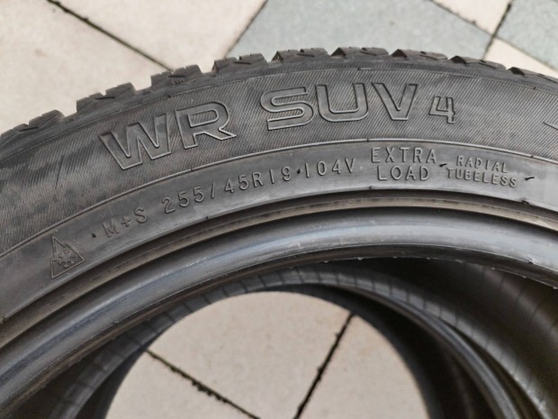 255 45 19 nokian 255/45 R 19 tli gumi 2 db