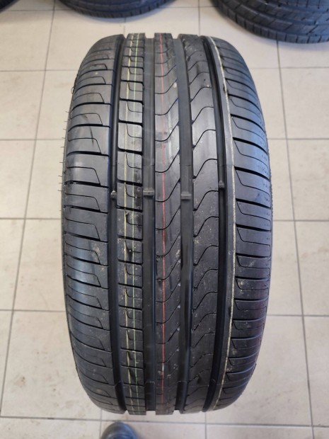 255/45-19 j Pirelli gumiabroncs garnitra nyri!